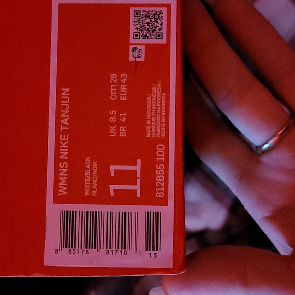 BNIB MENS NIKE TANJUN - Picture 3 of 3